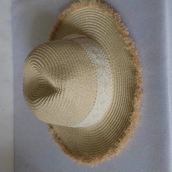 Straw Hat Crocheted Band Medium Fringed Brim OSFM - Picture 6 of 11